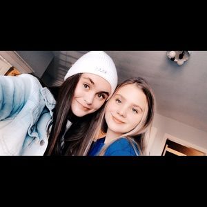 Meet your Posher, Libby